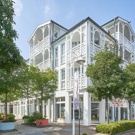 Holiday Apartment With Balcony And Ahoi Discount Sellin (Rugen)