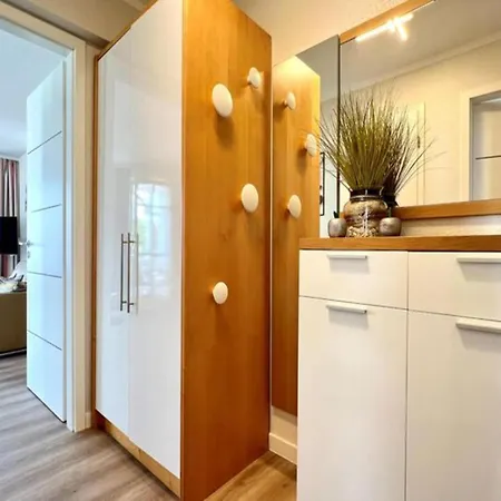 Holiday Apartment With Balcony And Ahoi Discount Sellin (Rugen)