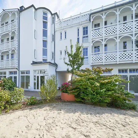 Holiday Apartment With Balcony And Ahoi Discount Sellin (Rugen)